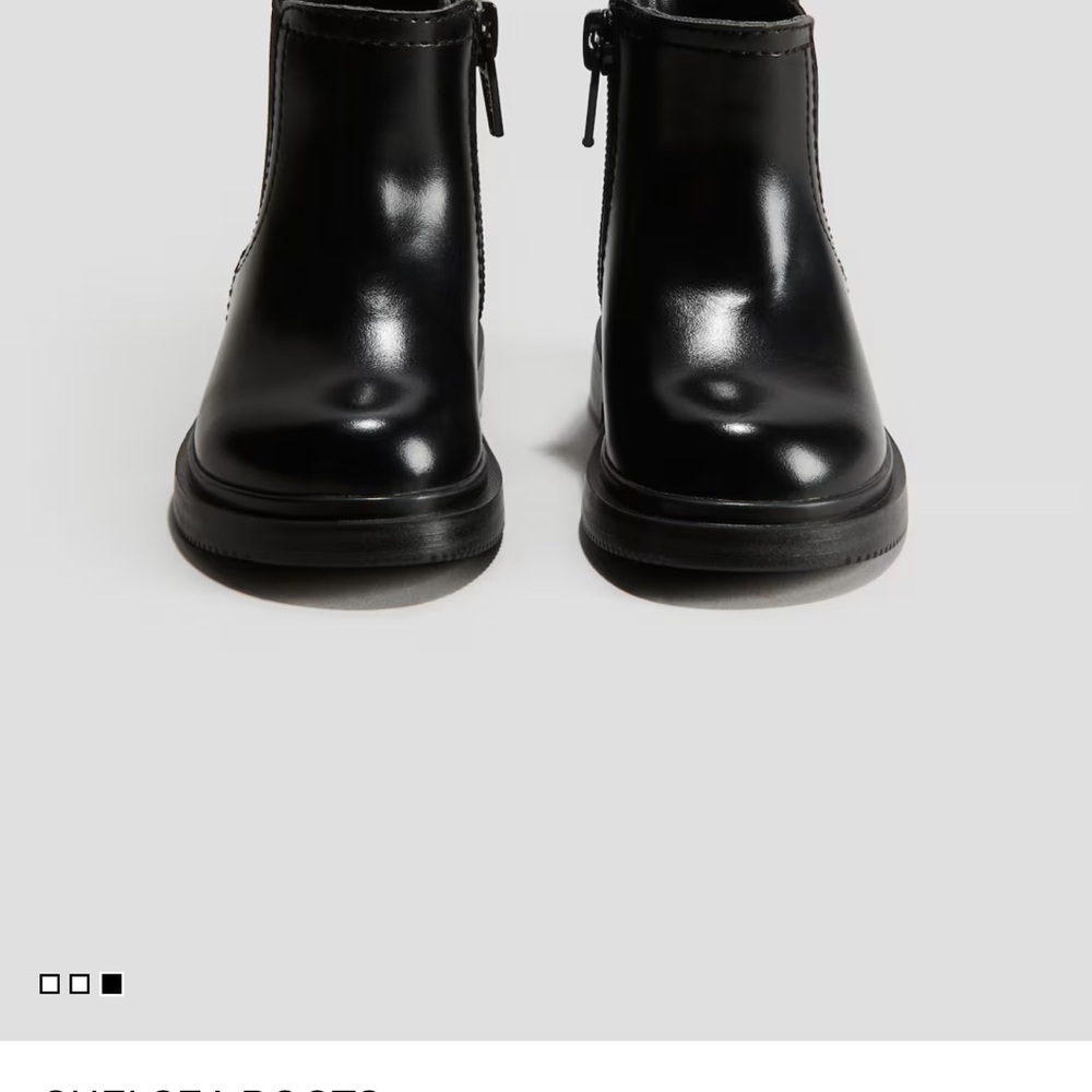 Chelsea Black Toddler Boots Size 7.5